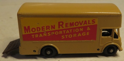 Vintage 1960s budgie models - budgie,