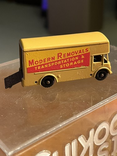 Vintage 1960s budgie - 1960s, models