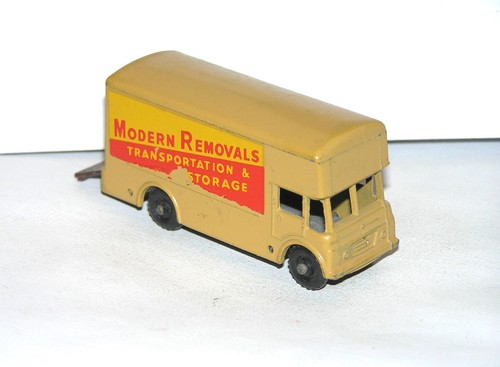Vintage budgie models removal - vintage,